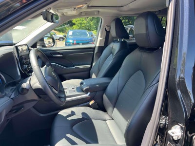 2026 Toyota Highlander Hybrid XLE