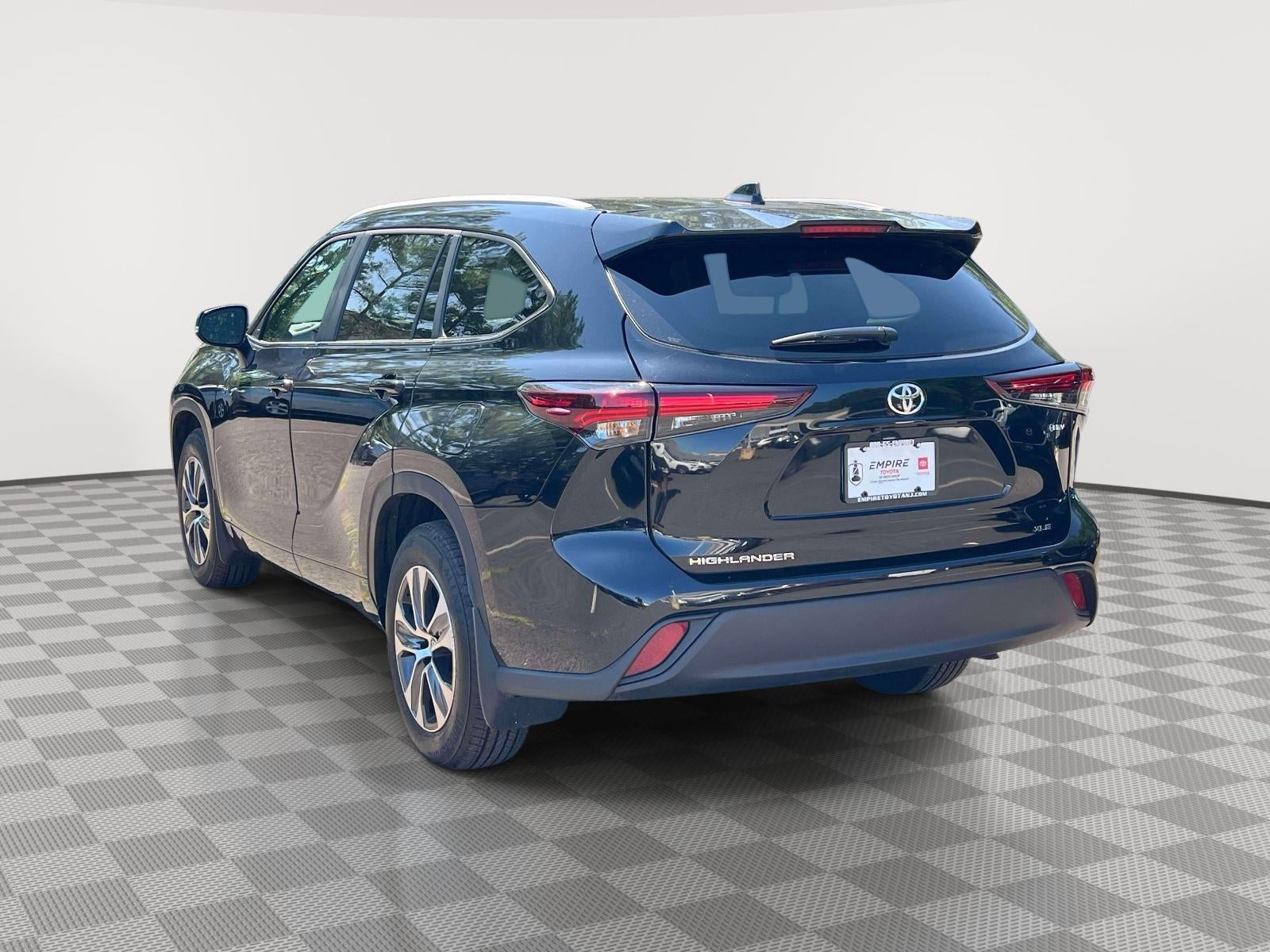 2026 Toyota Highlander Hybrid XLE