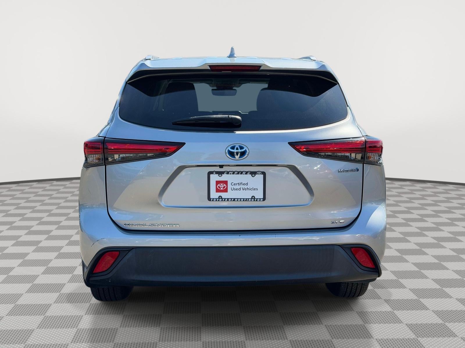 2023 Toyota Highlander Hybrid XLE
