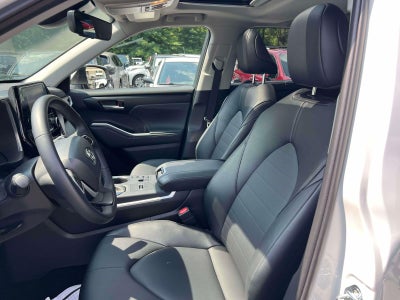 2026 Toyota Highlander Hybrid XLE