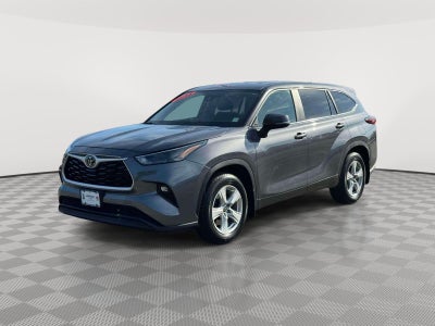 2024 Toyota Highlander LE