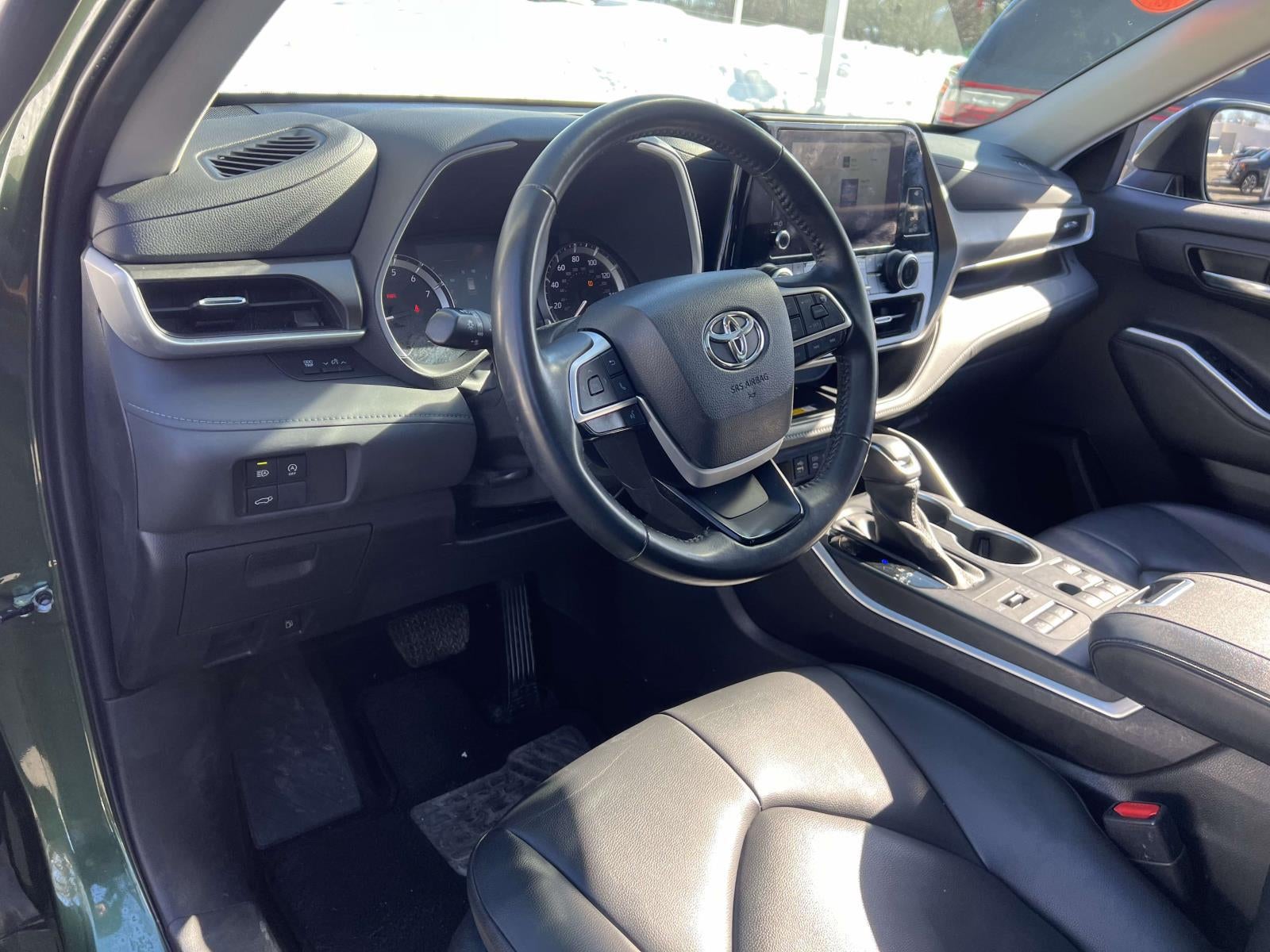 2023 Toyota Highlander XLE