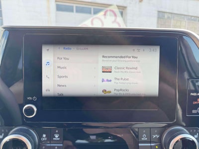 2025 Toyota Highlander XLE