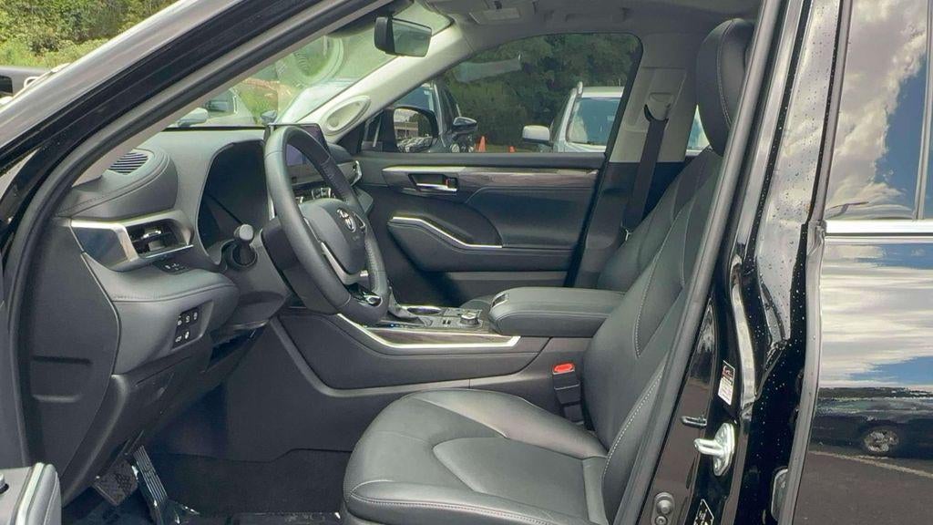 2024 Toyota Highlander Limited