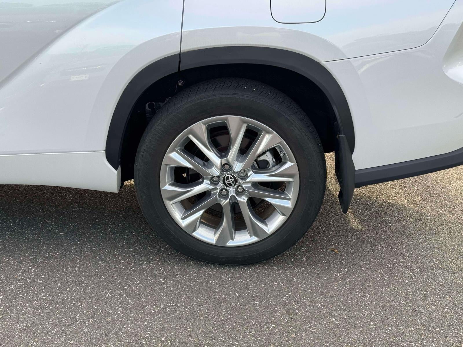 2024 Toyota Highlander Limited