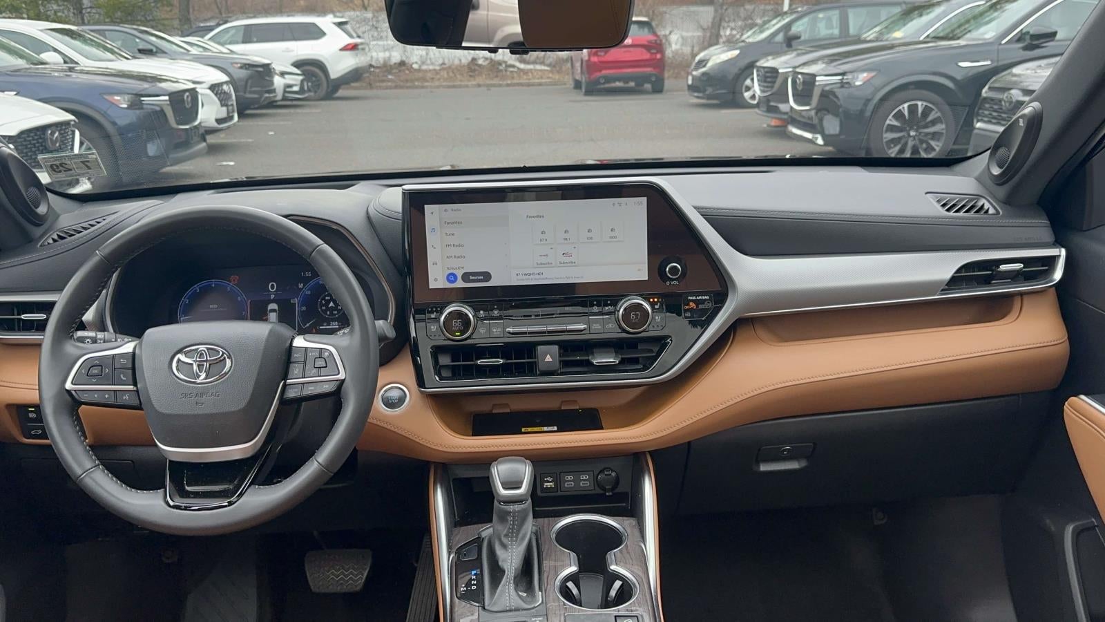 2024 Toyota Highlander Platinum