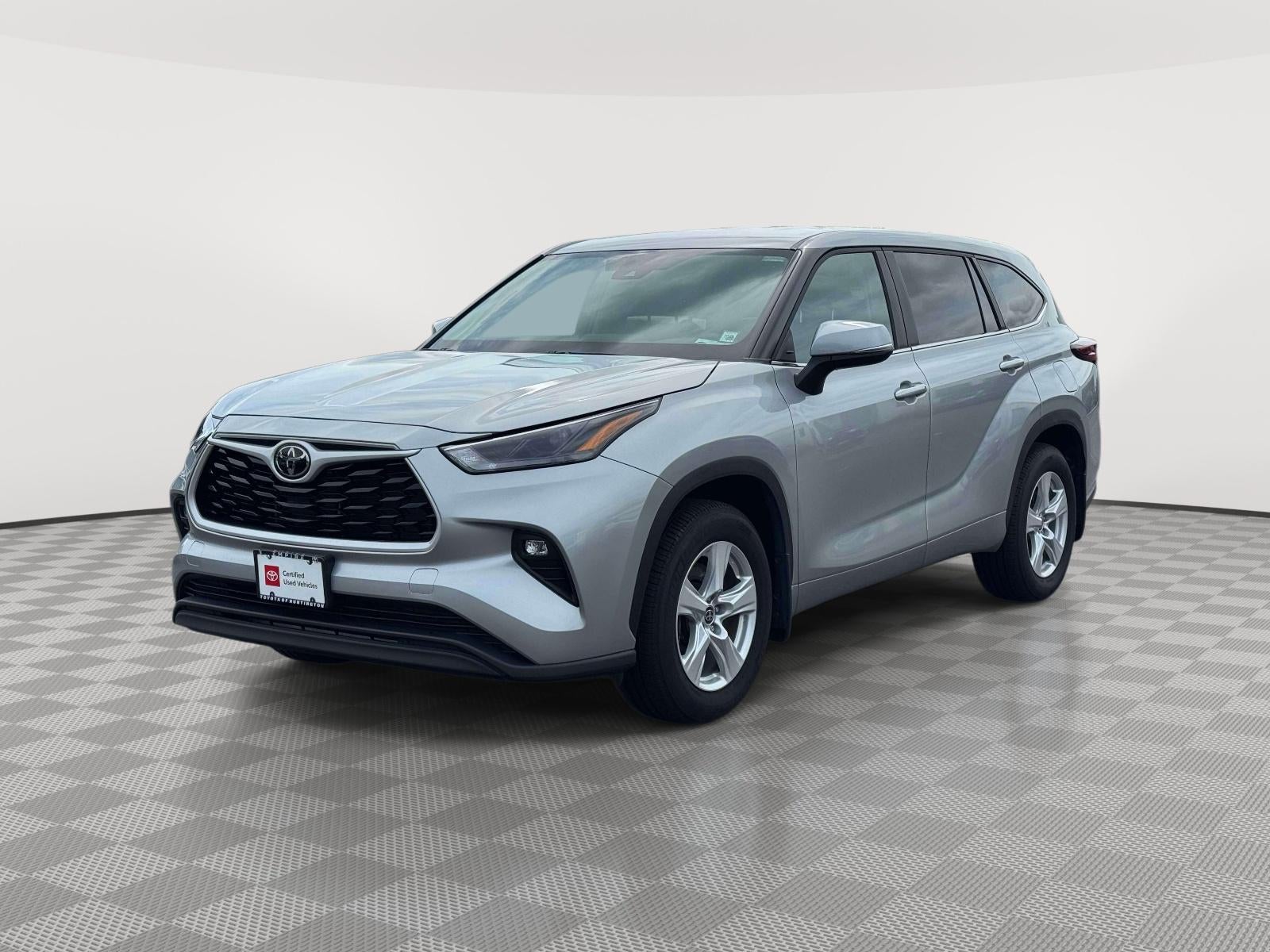 2025 Toyota Highlander LE