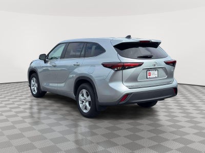 2025 Toyota Highlander LE