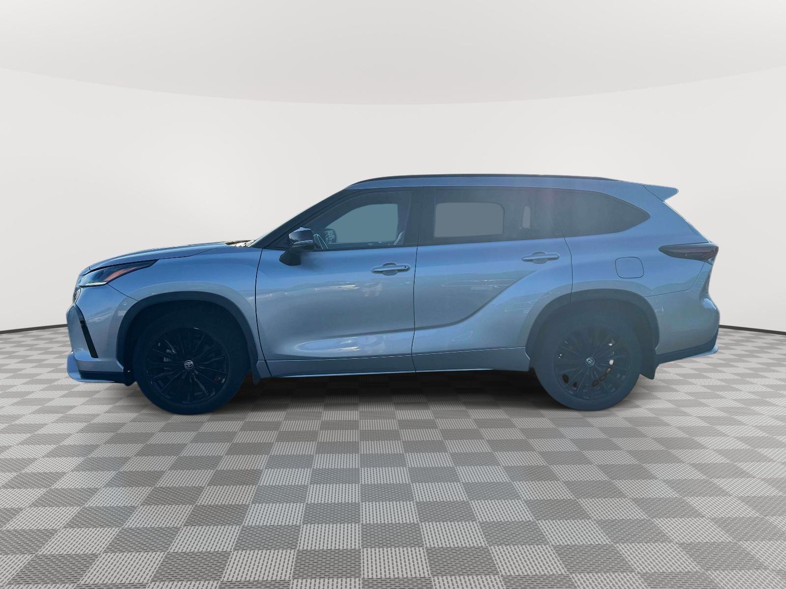 2024 Toyota Highlander XSE
