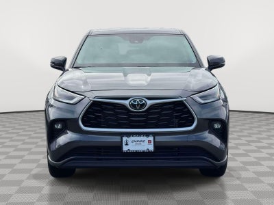 2025 Toyota Highlander LE