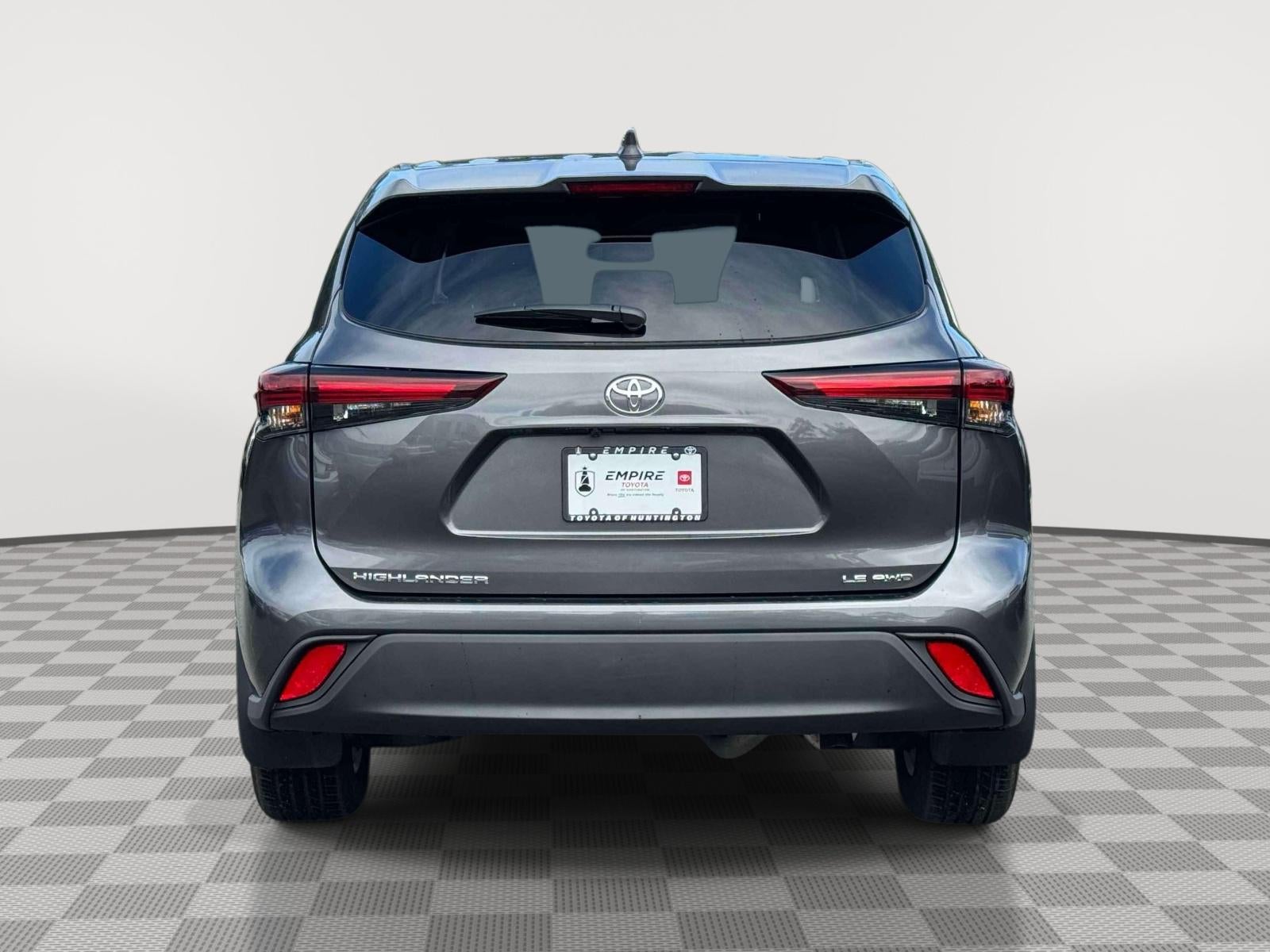 2025 Toyota Highlander LE