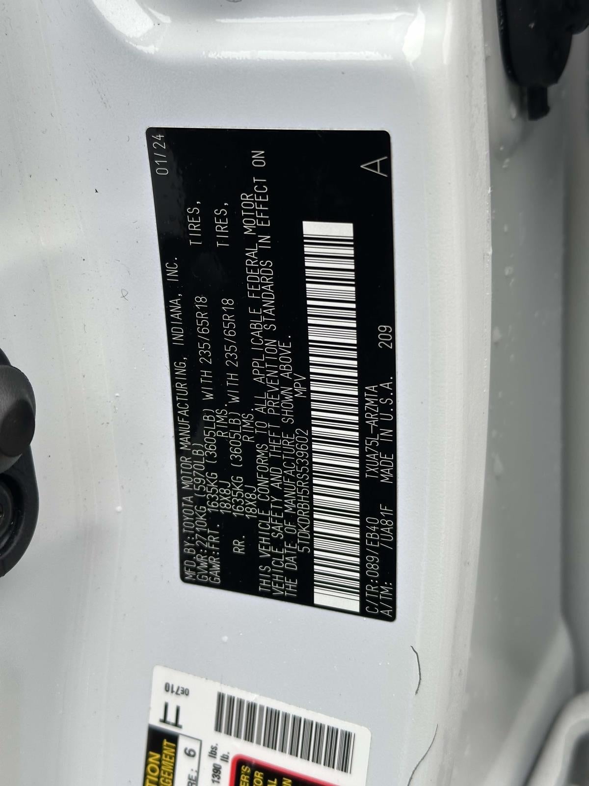 2024 Toyota Highlander XLE