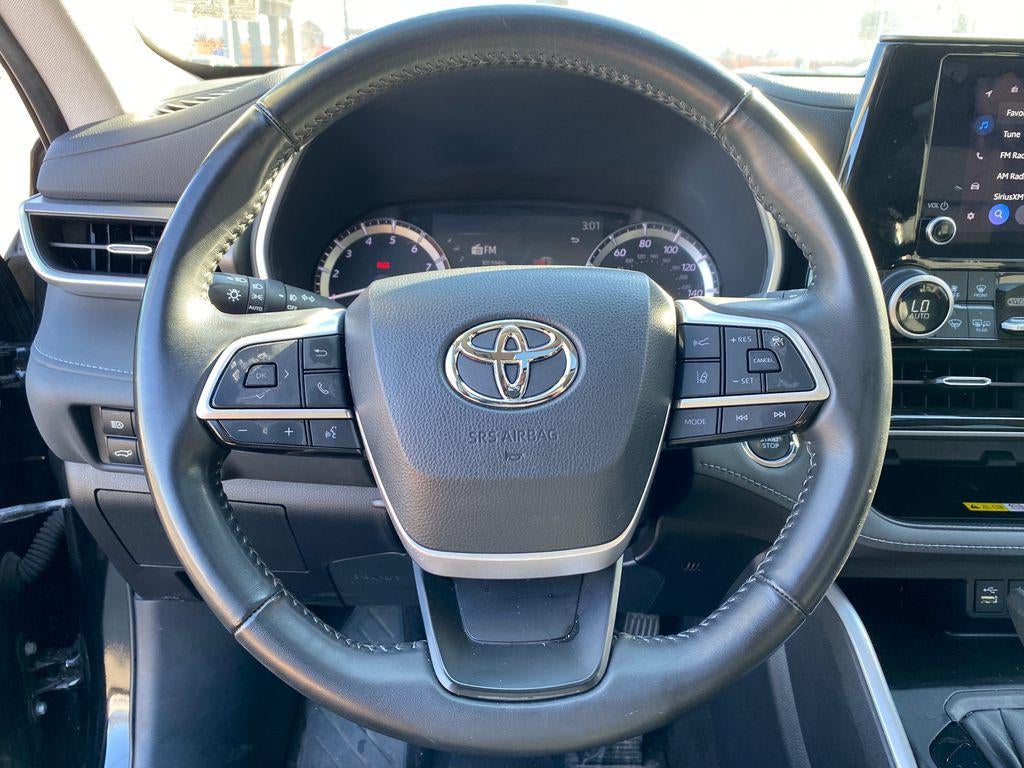 2023 Toyota Highlander XLE