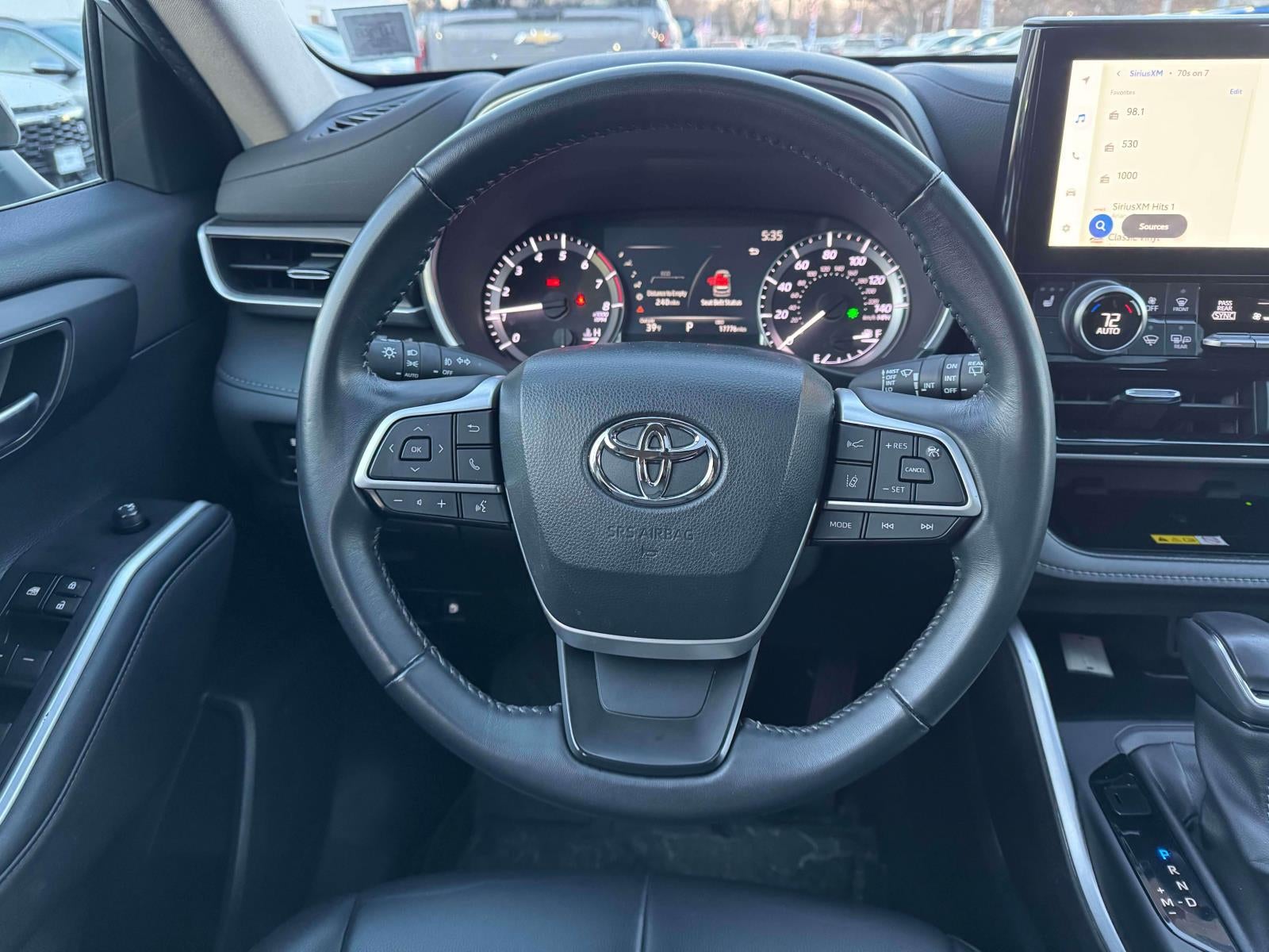 2023 Toyota Highlander XLE