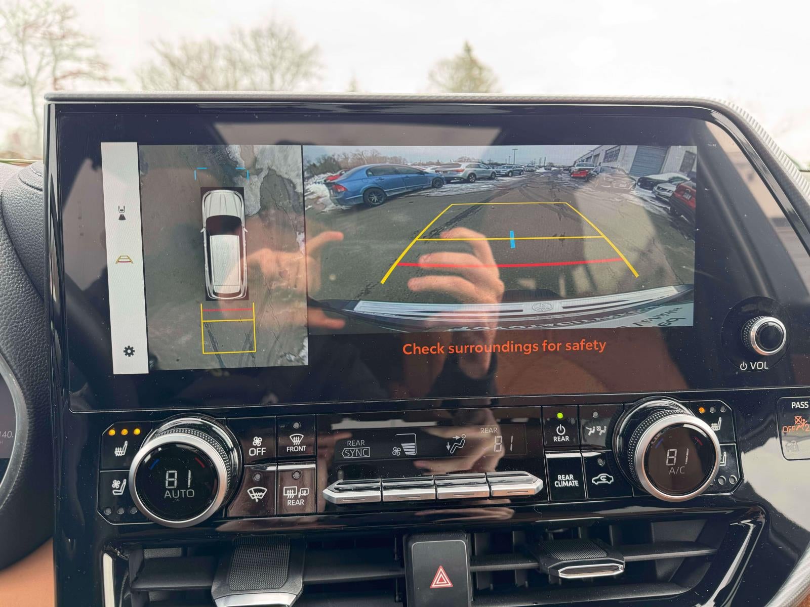 2025 Toyota Highlander Platinum