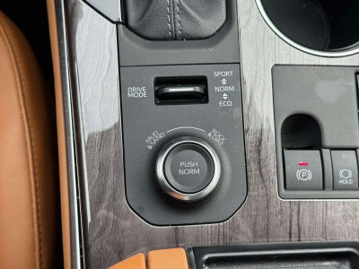 2025 Toyota Highlander Platinum