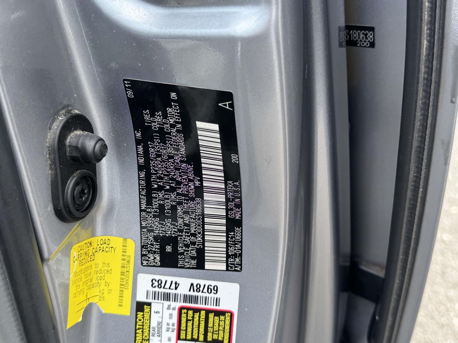 2012 Toyota Sienna LE V6 8 Passenger