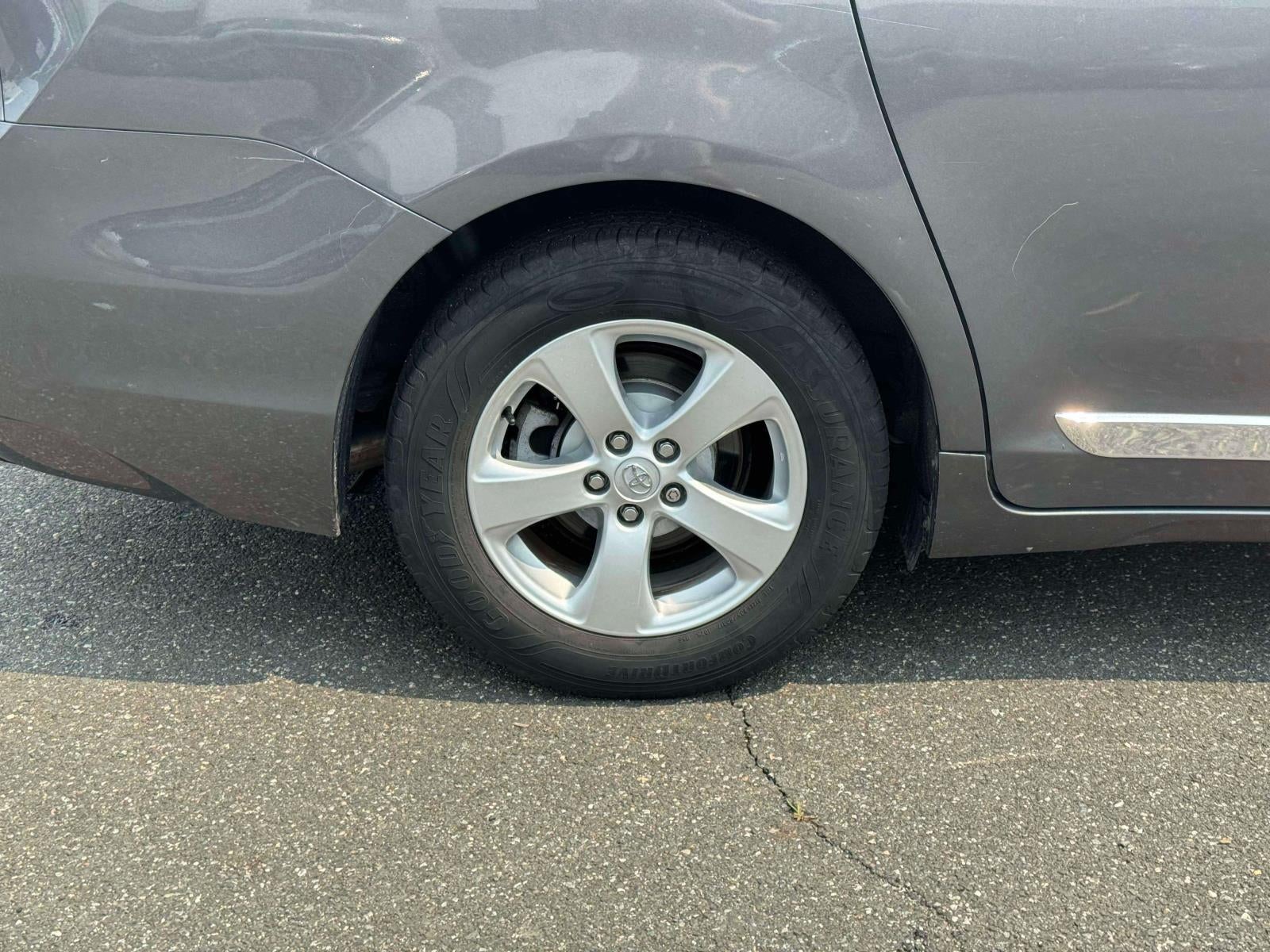 2014 Toyota Sienna LE V6 8 Passenger