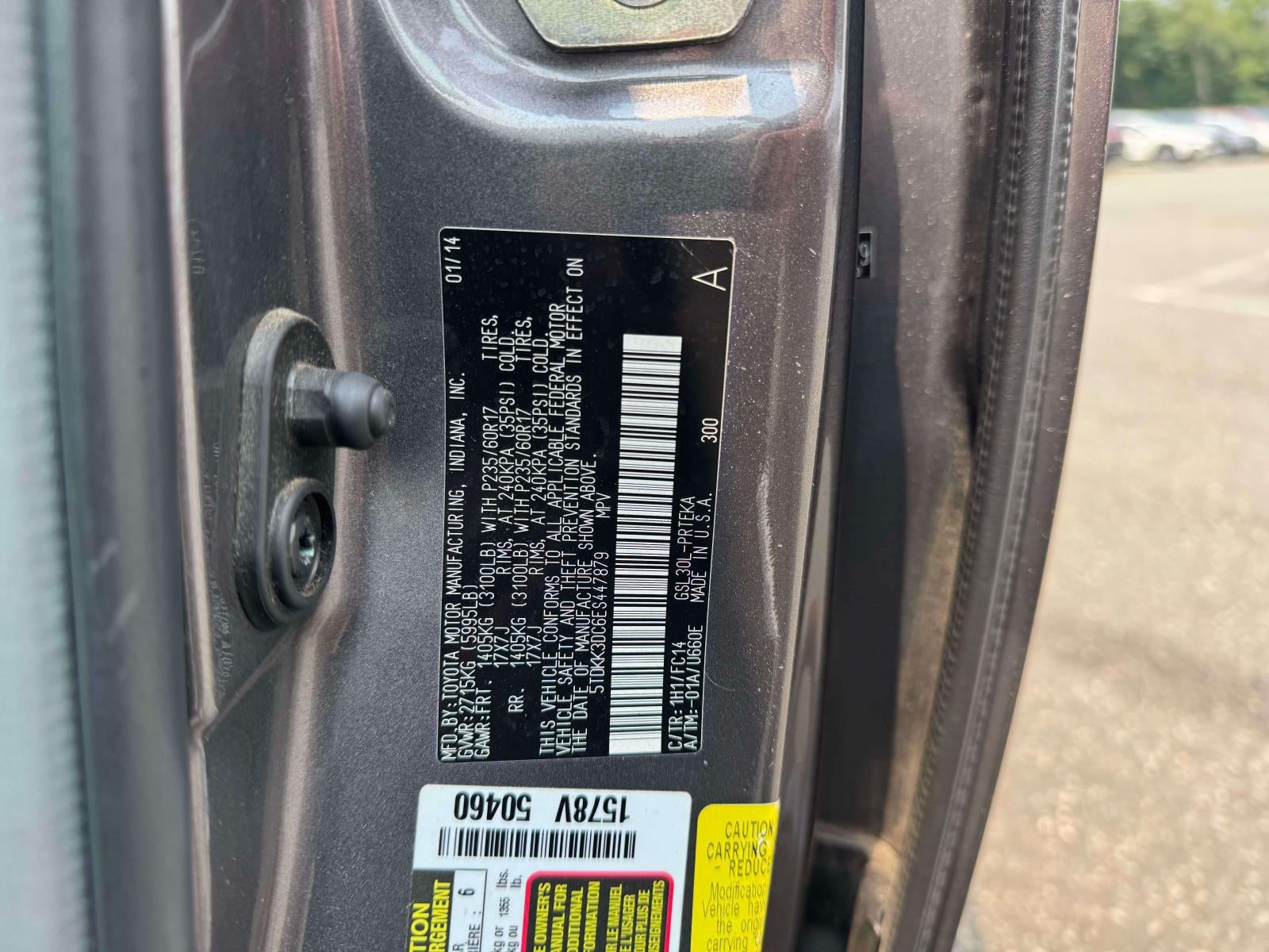 2014 Toyota Sienna LE V6 8 Passenger