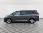 2014 Toyota Sienna LE V6 8 Passenger