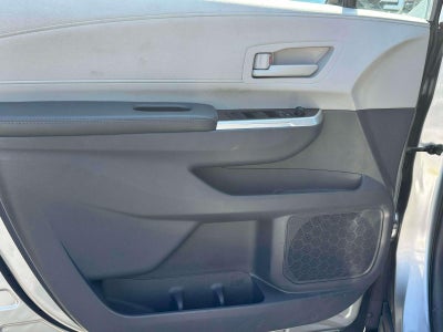 2022 Toyota Sienna LE
