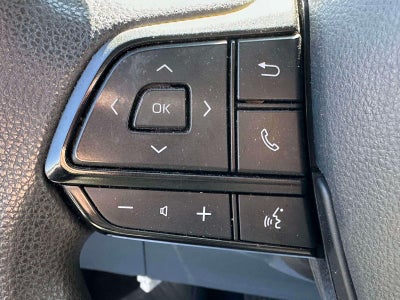 2022 Toyota Sienna LE