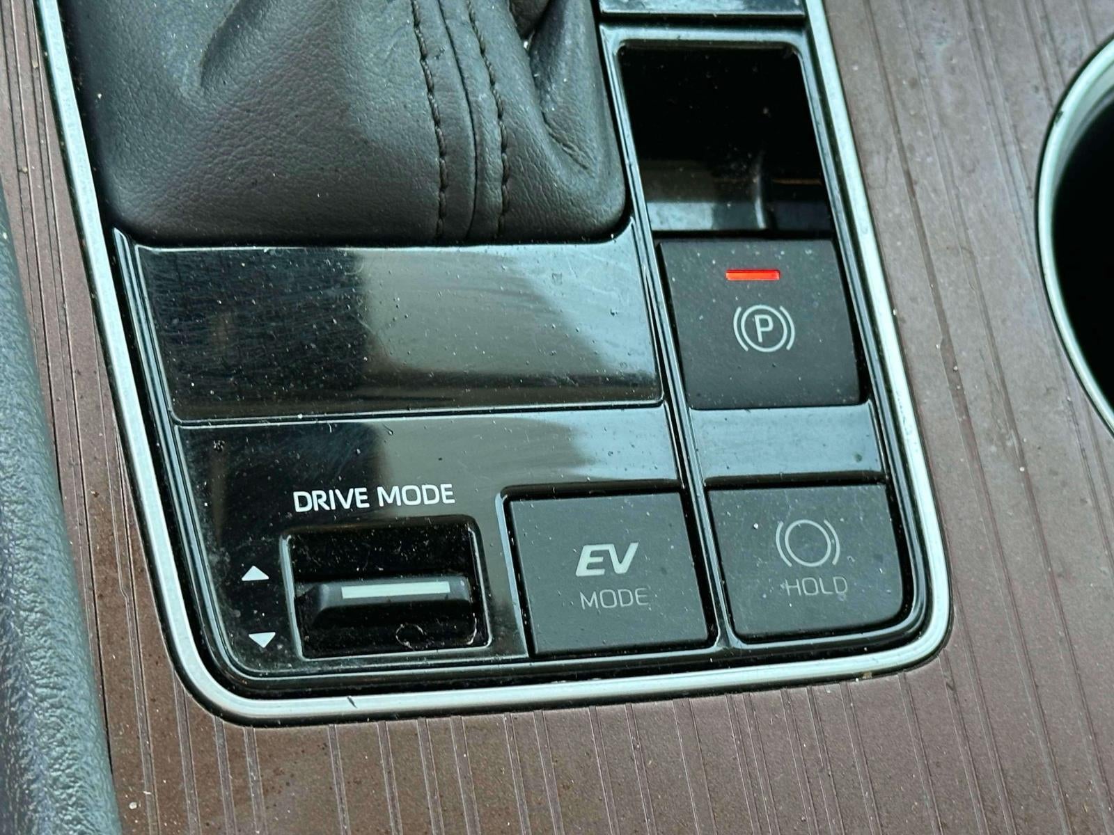 2022 Toyota Sienna LE