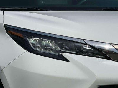 2023 Toyota Sienna LE