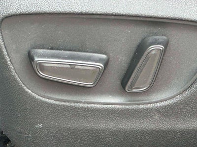 2023 Toyota Sienna LE