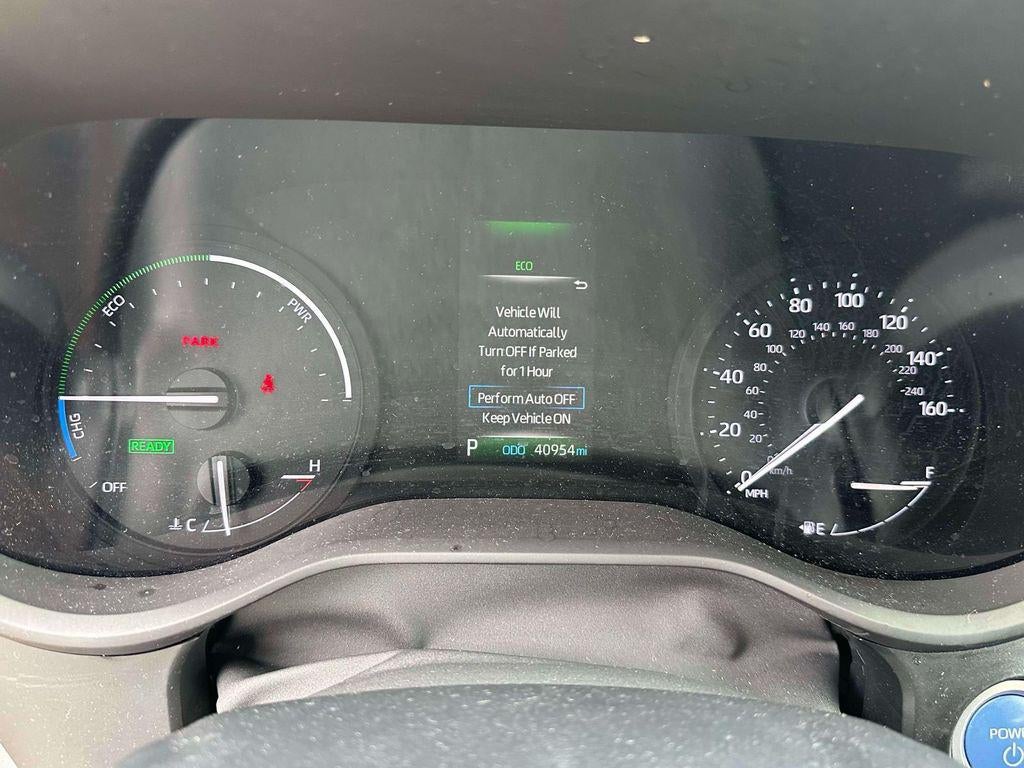 2023 Toyota Sienna LE