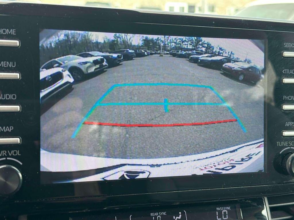 2023 Toyota Sienna LE