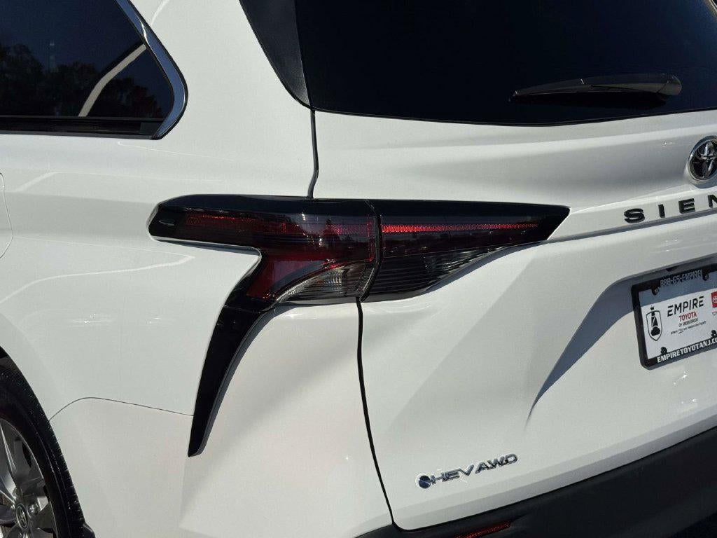 2026 Toyota Sienna LE