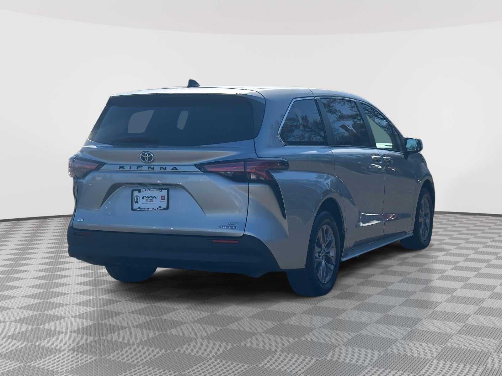 2021 Toyota Sienna LE