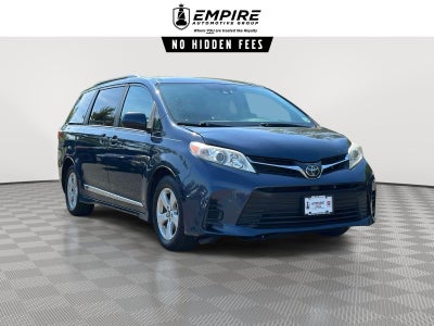 2019 Toyota Sienna LE 8 Passenger