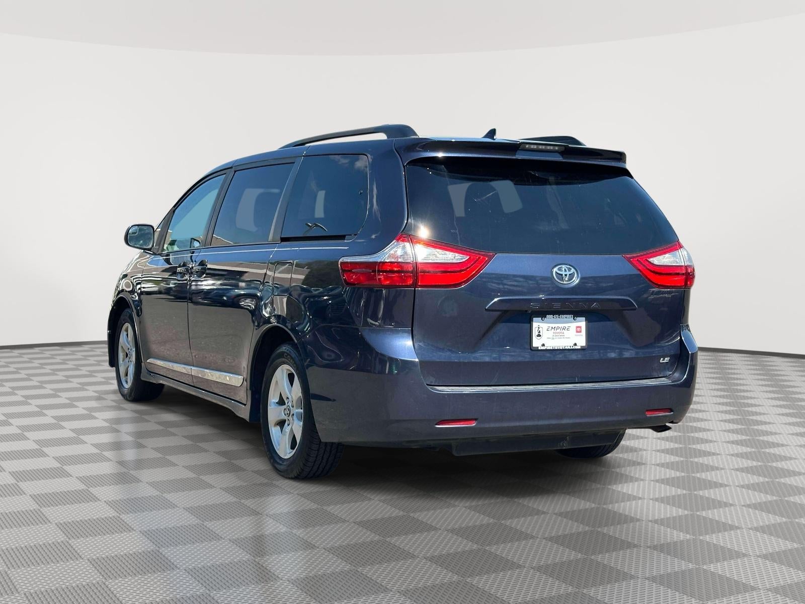 2019 Toyota Sienna LE 8 Passenger