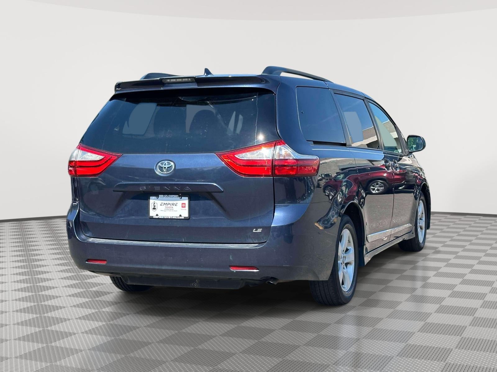 2019 Toyota Sienna LE 8 Passenger