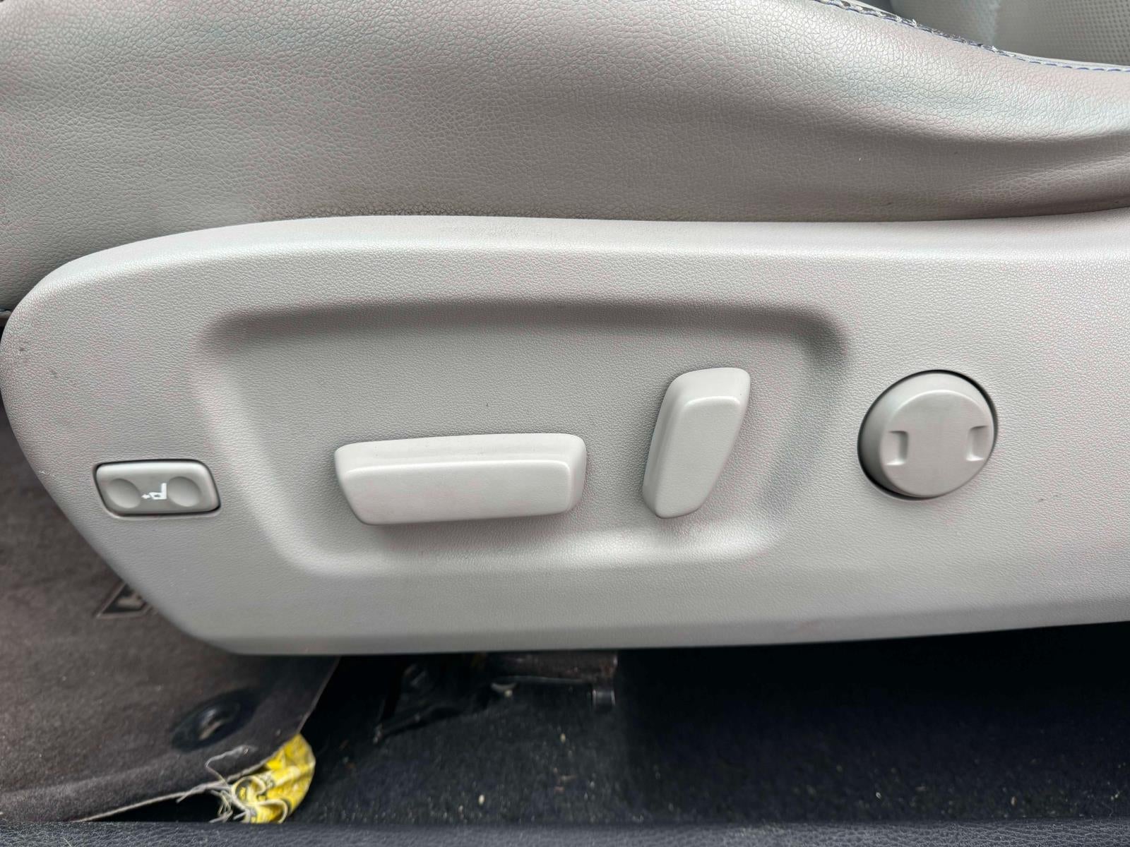 2015 Toyota Highlander Limited Platinum V6