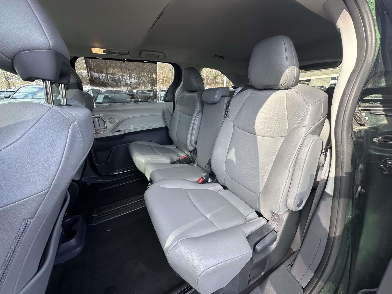 2024 Toyota Sienna XLE