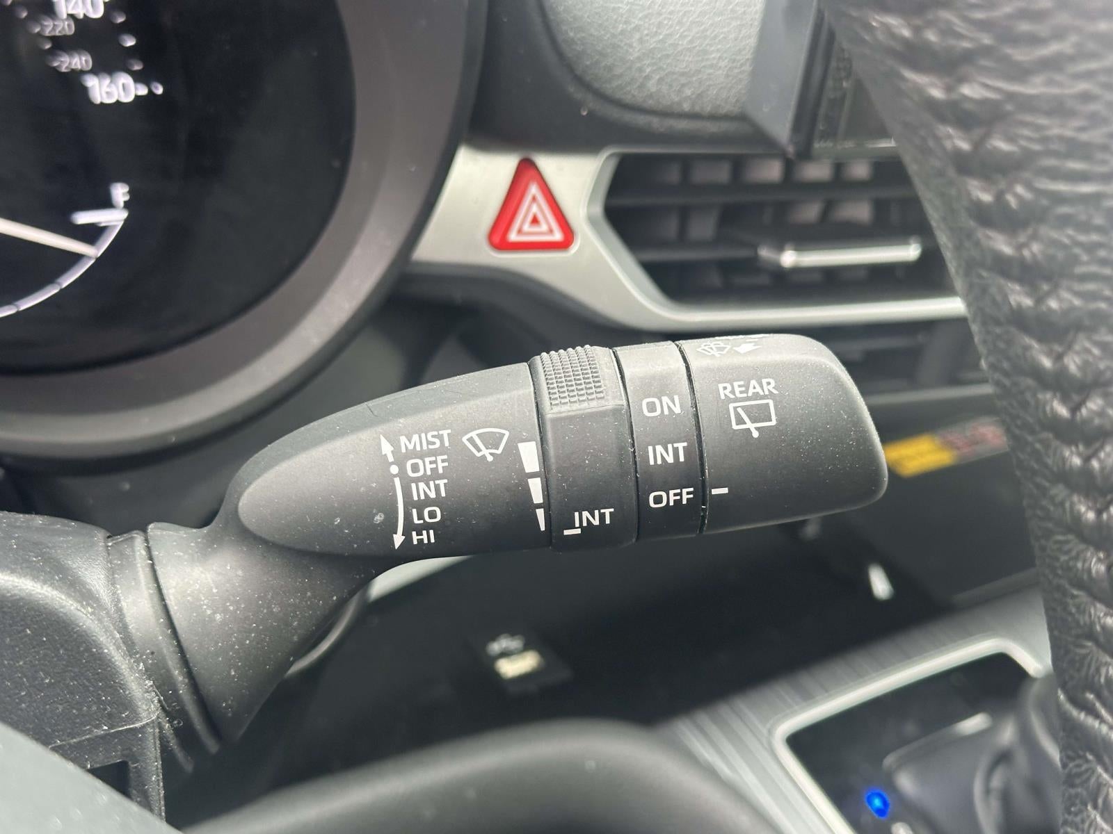 2025 Toyota Sienna XLE 8 Passenger