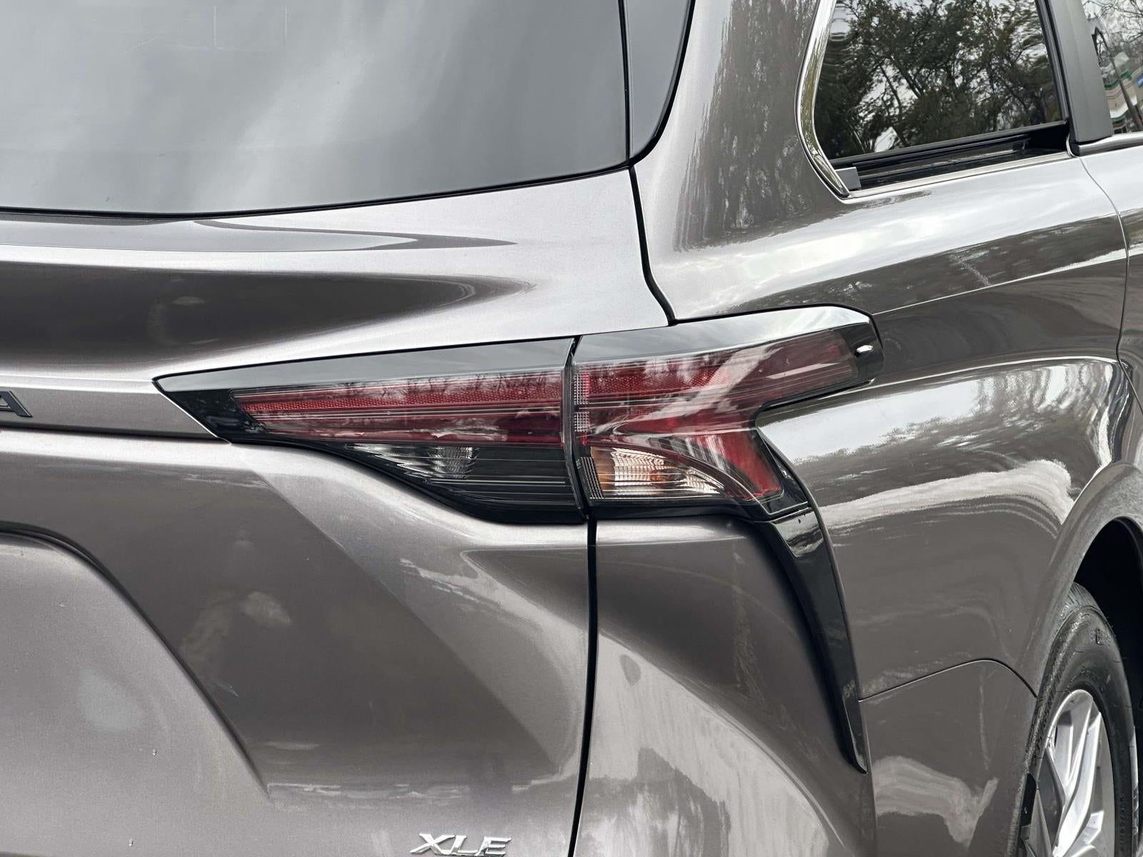 2024 Toyota Sienna XLE
