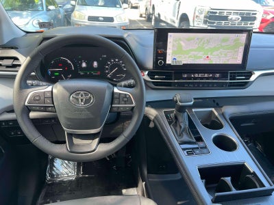 2026 Toyota Sienna XLE