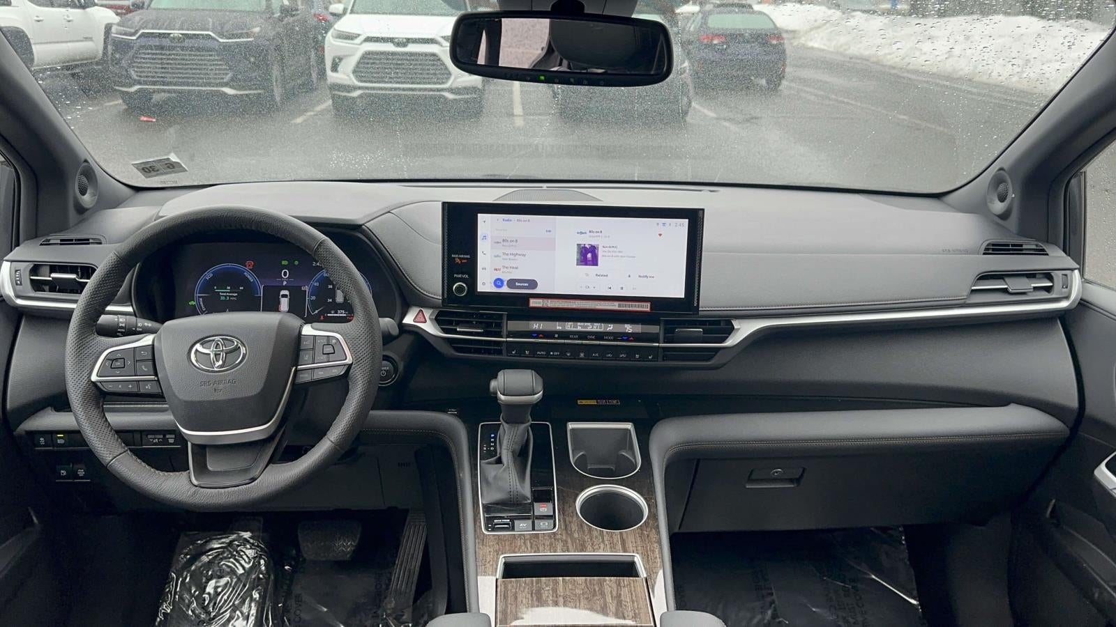 2025 Toyota Sienna Limited