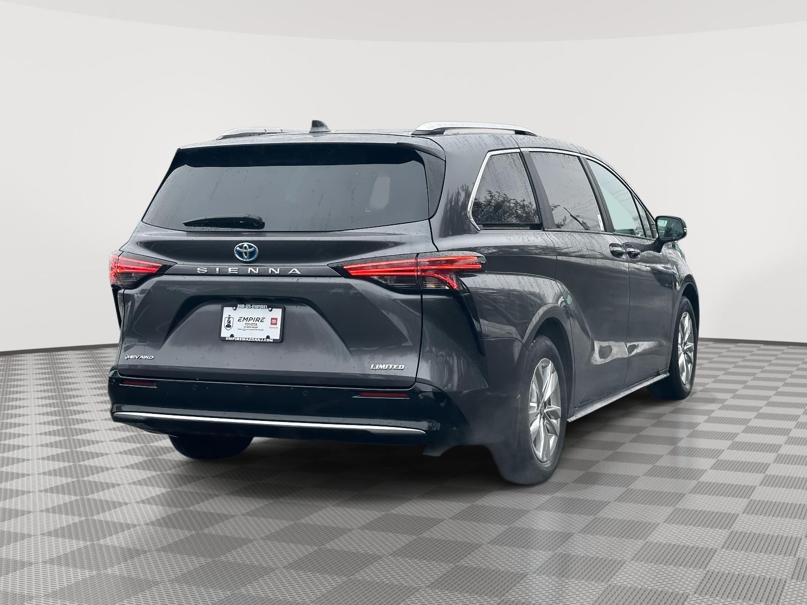 2025 Toyota Sienna Limited