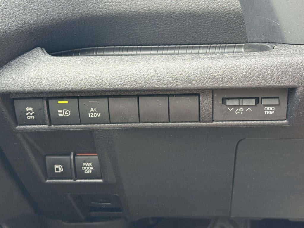 2025 Toyota Sienna Limited