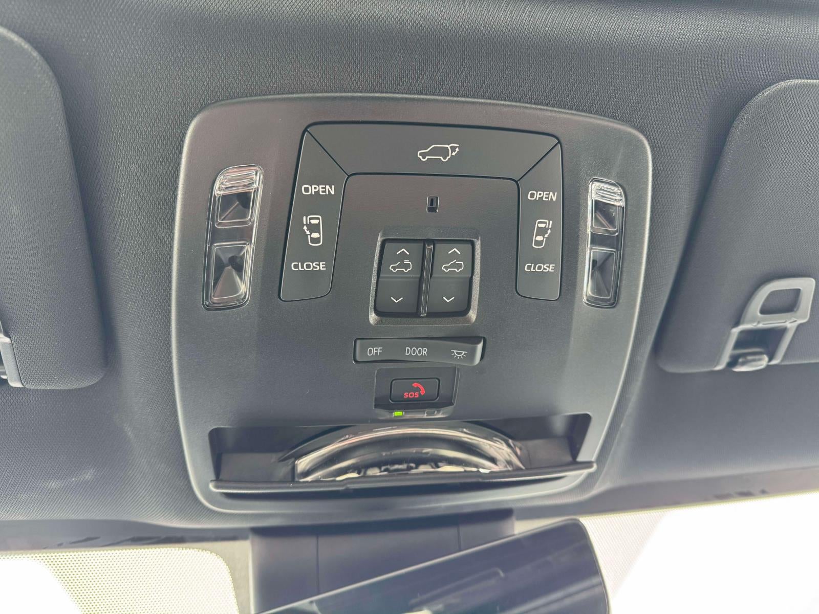 2025 Toyota Sienna Limited