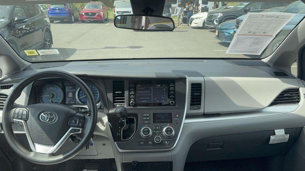 2020 Toyota Sienna L