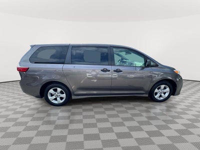 2020 Toyota Sienna L