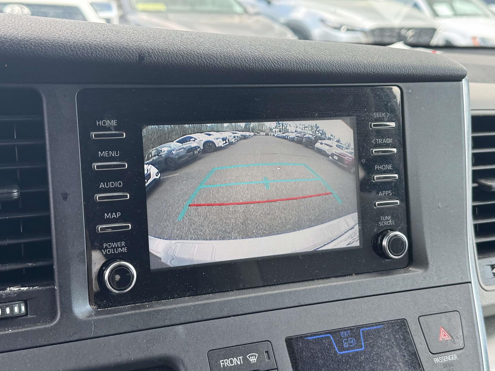 2019 Toyota Sienna L 7 Passenger