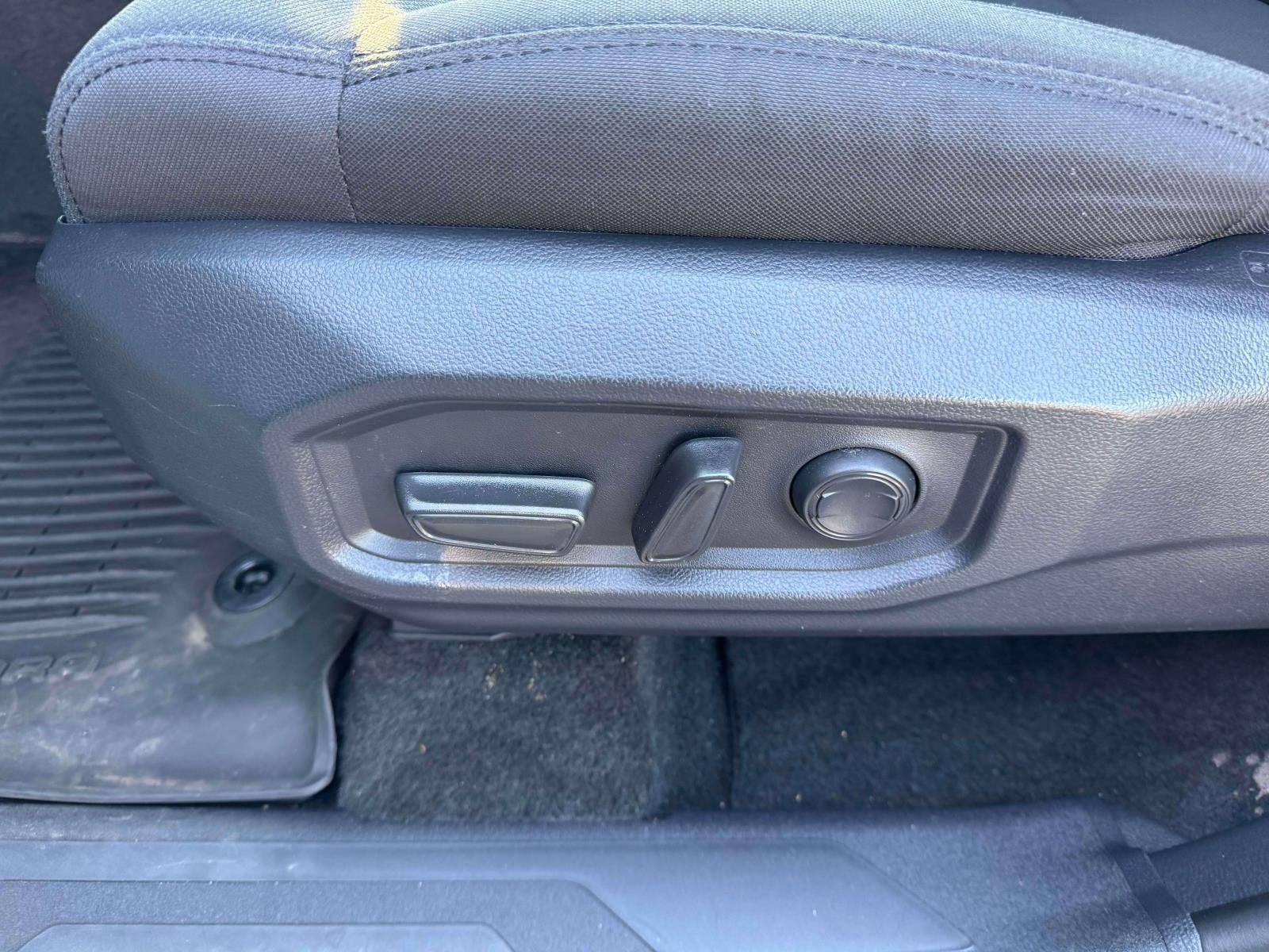 2026 Toyota Tundra SR5 CrewMax 5.5 Bed