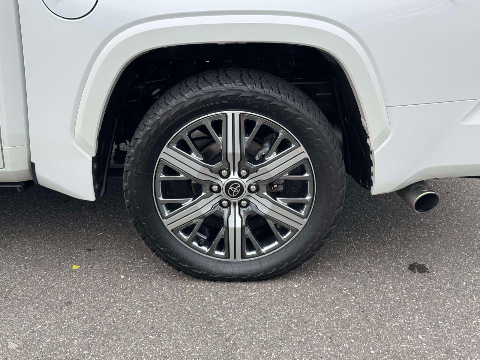 2022 Toyota Tundra Hybrid Capstone